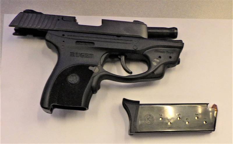 Ohio Man Detained After Loaded Gun Spotted In Luggage at Pittsburgh ...