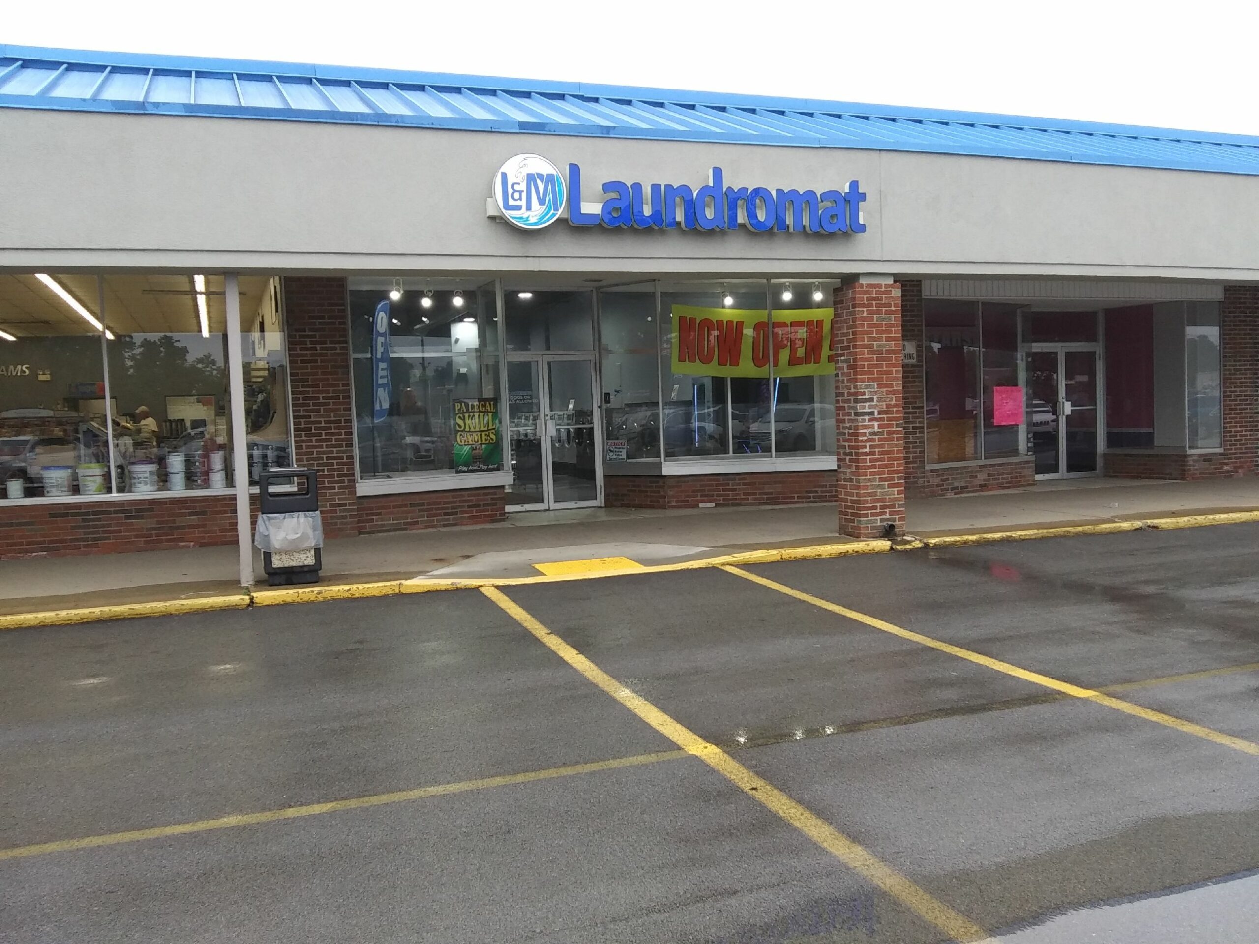 L&M Laundromat Beaver County Radio