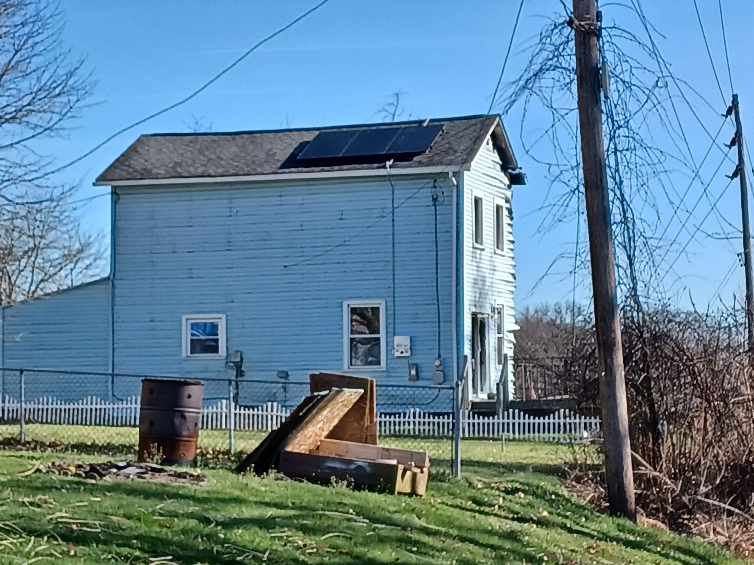 Multiple fire departments respond to house fire in New Brighton