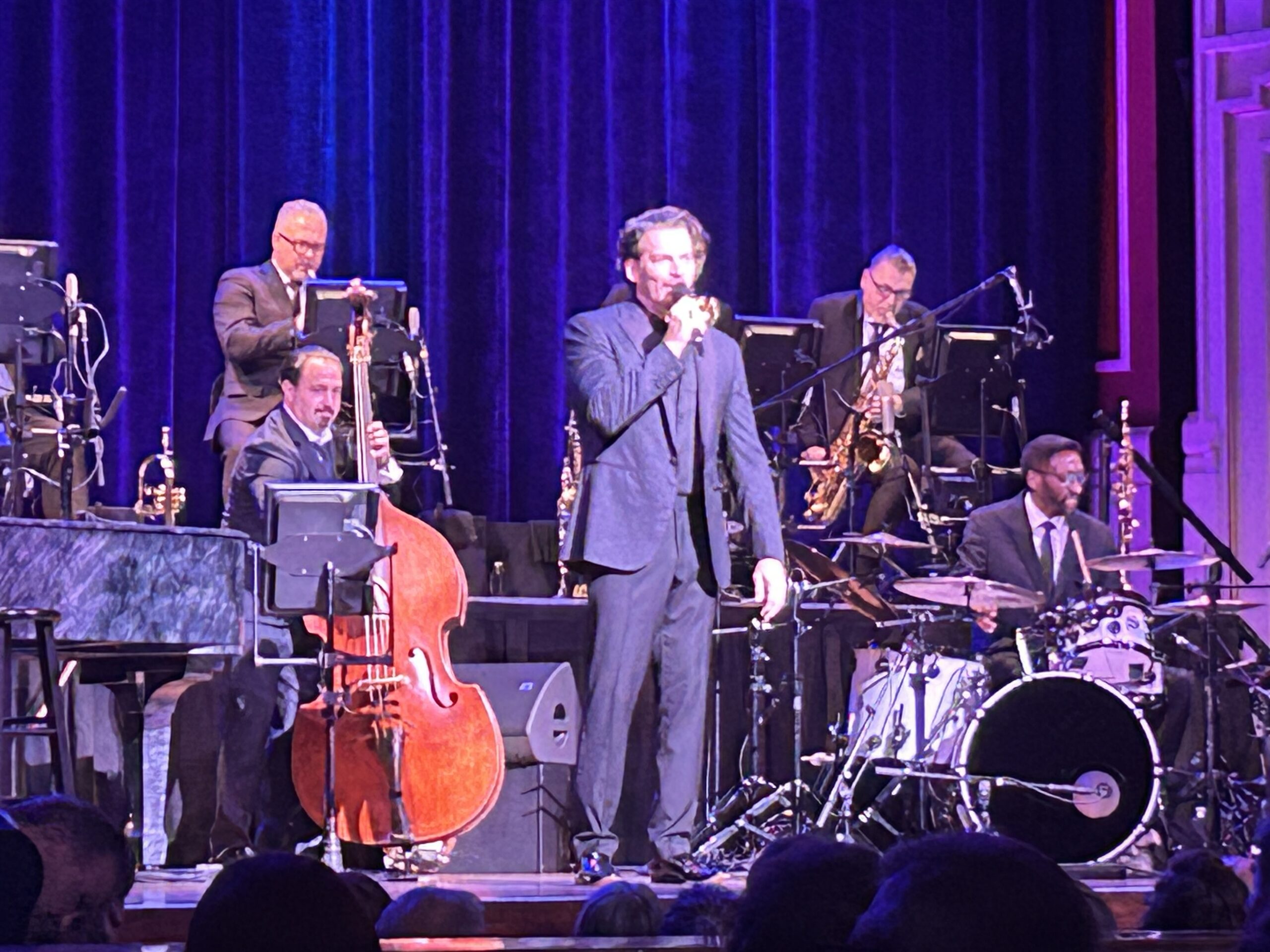 Harry Connick Jr. masterfully charms Pittsburgh audience - Beaver