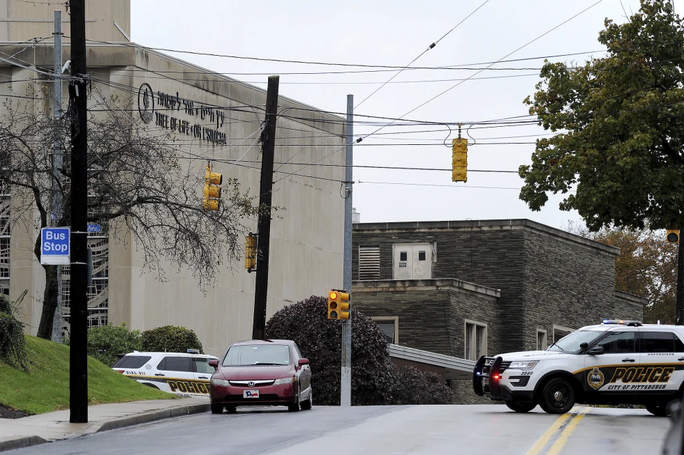Day of service throughout Pittsburgh honors lives lost in 2018 Tree of Life synagogue shooting